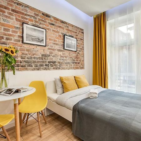 Apartamenty Powstancow 22 Kato Visit & Love Katowice Exteriör bild
