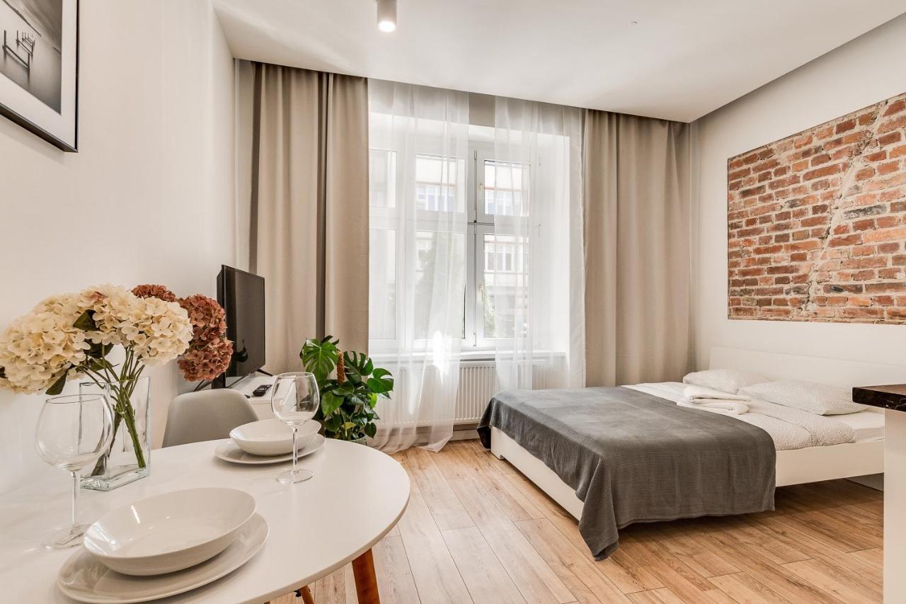 Apartamenty Powstancow 22 Kato Visit & Love Katowice Exteriör bild