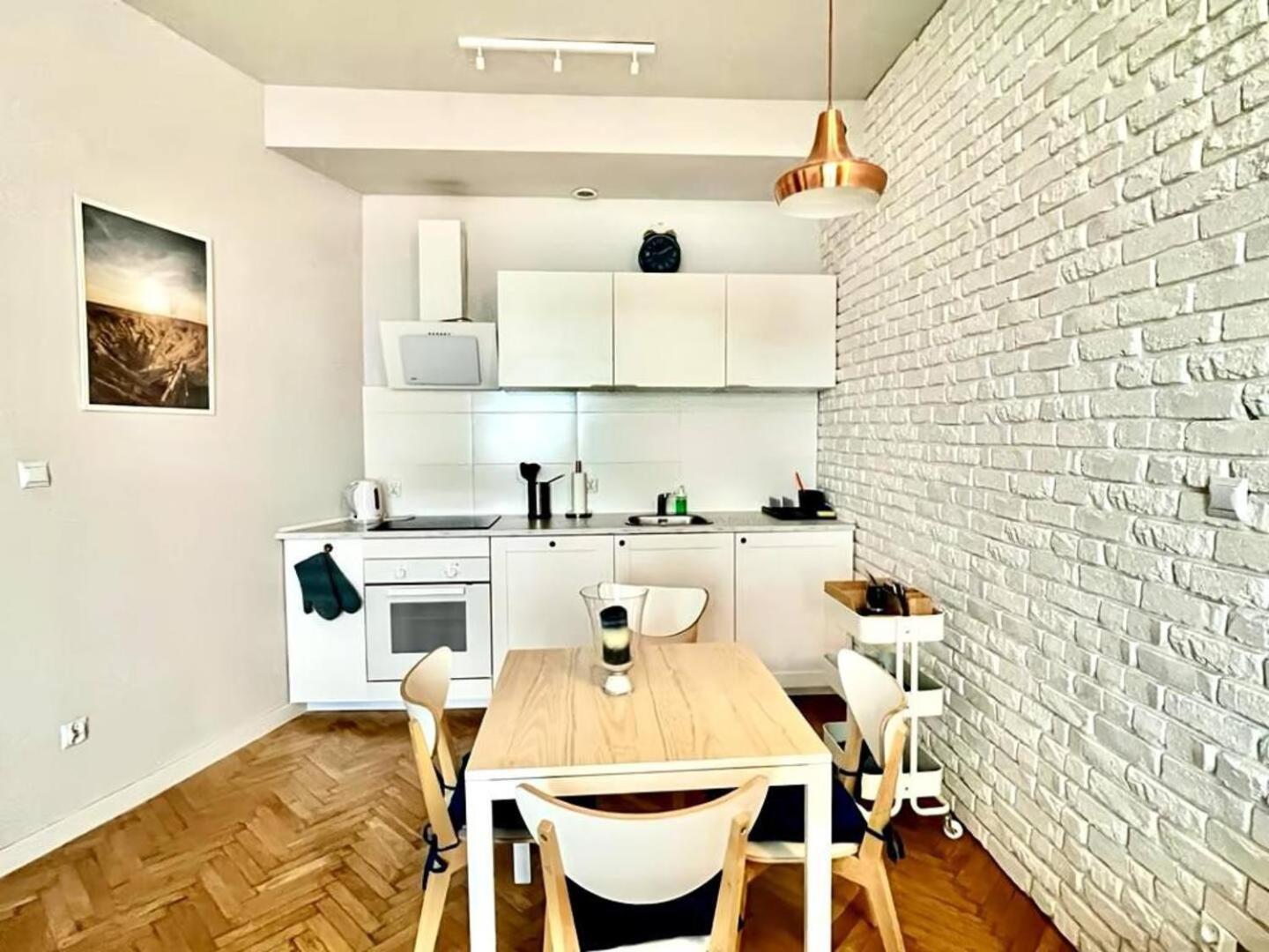 Apartamenty Powstancow 22 Kato Visit & Love Katowice Exteriör bild